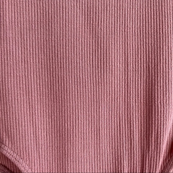 Lulu’s knit ribbed dusty rose pink short sleeve bodysuit, Medium - Picture 5 of 7